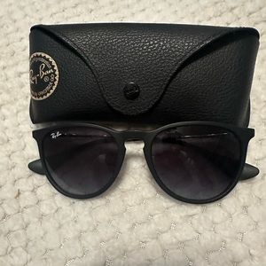 Women’s Black RayBan Sunglasses